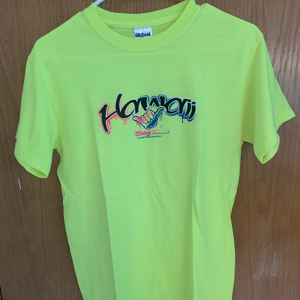 Unisex Hawai’i tshirt size S